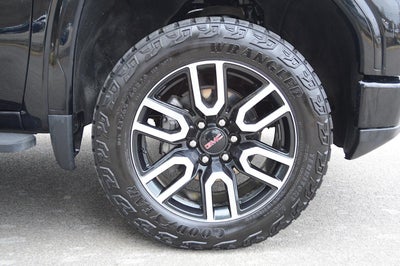 2024 GMC Sierra 1500 AT4 Crew Cab 4WD