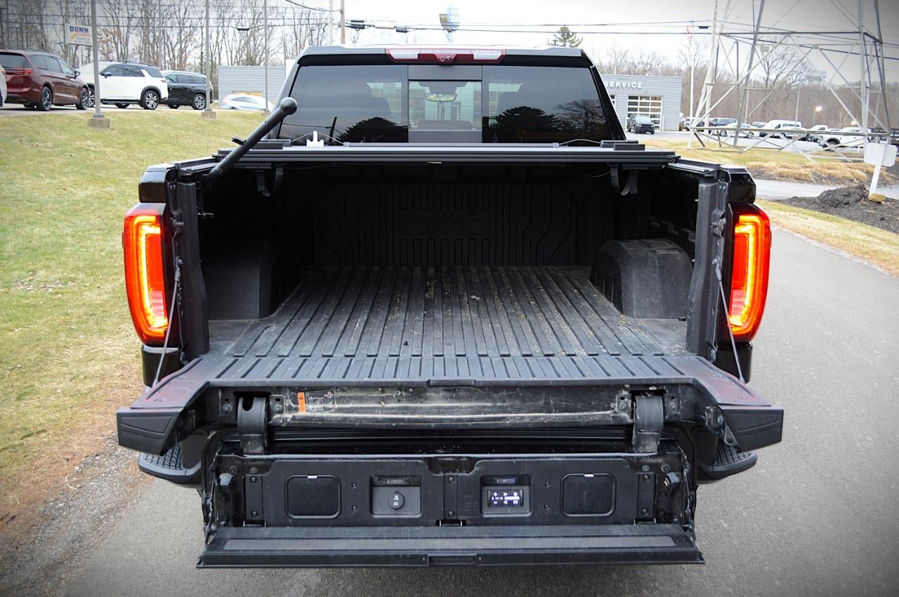 2024 GMC Sierra 1500 AT4 Crew Cab 4WD