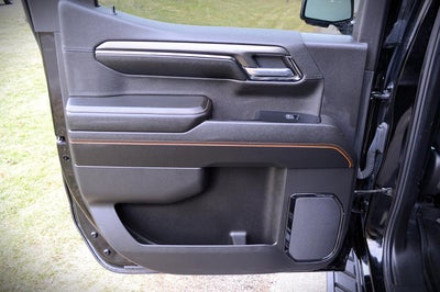 2024 GMC Sierra 1500 AT4 Crew Cab 4WD