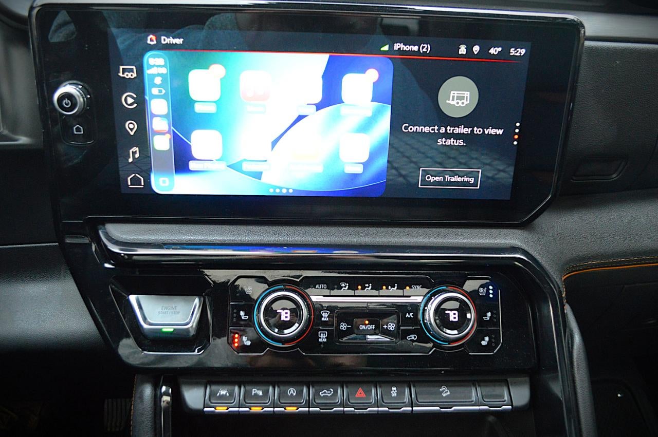 2024 GMC Sierra 1500 AT4 Crew Cab 4WD