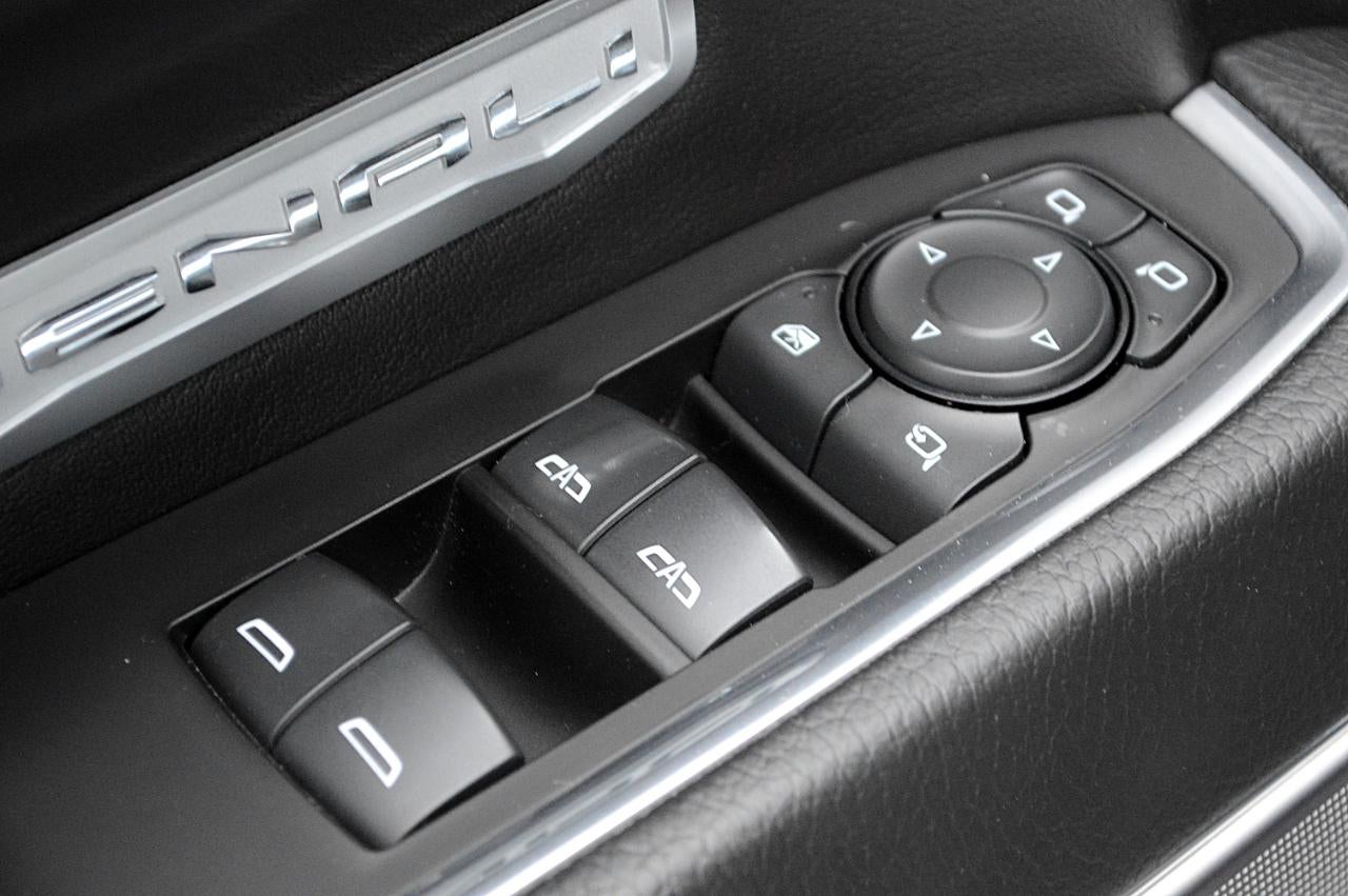 2023 GMC Sierra 1500 Denali Crew Cab Short Box 4WD