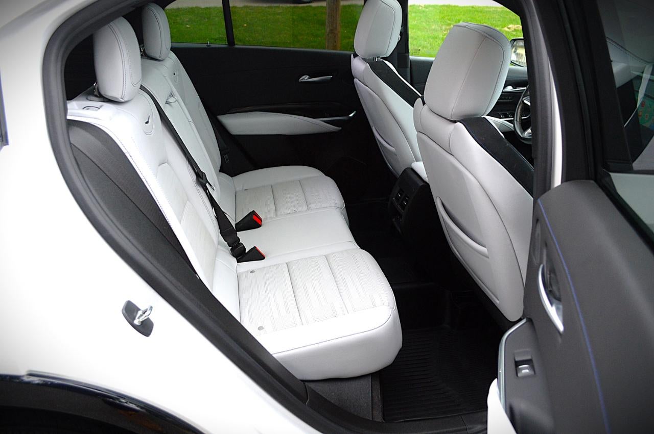 2024 Cadillac XT4 Sport AWD