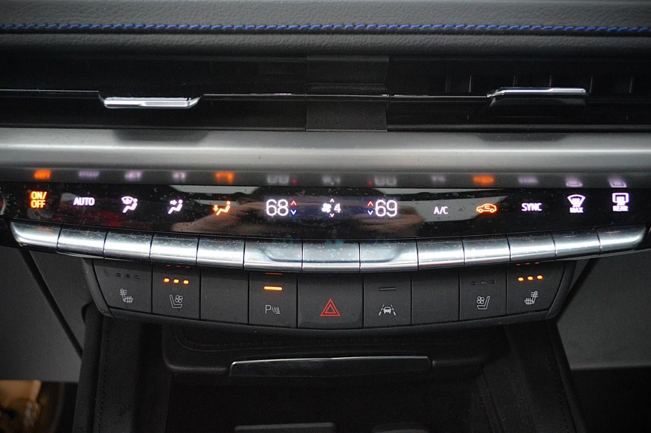 2024 Cadillac XT4 Sport AWD