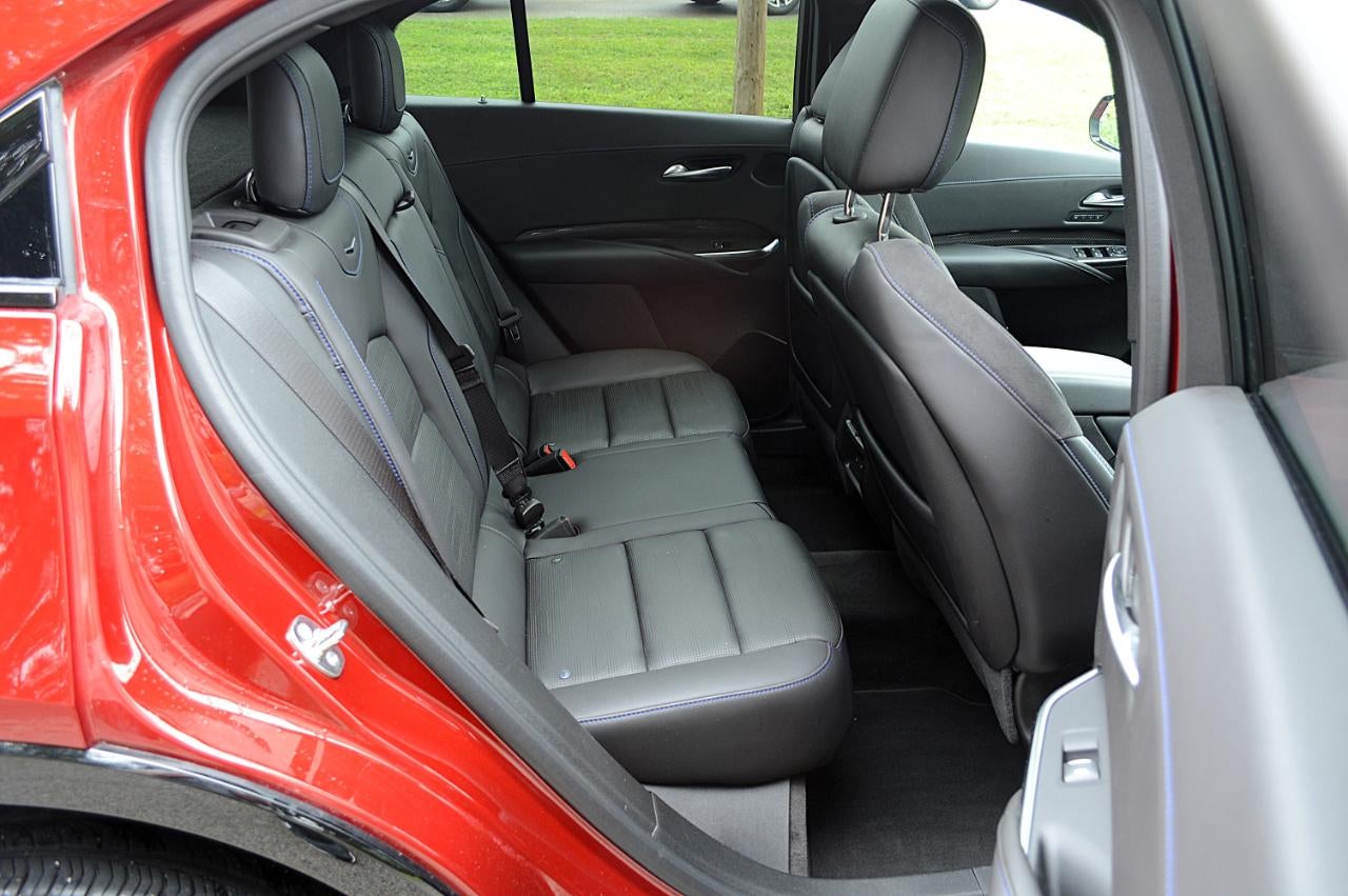 2024 Cadillac XT4 Sport AWD