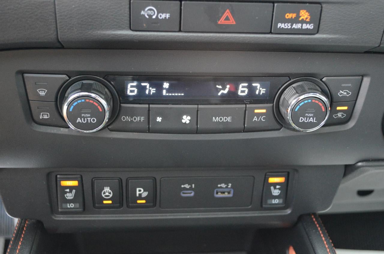 2023 Nissan Frontier PRO-4X Crew Cab 4WD