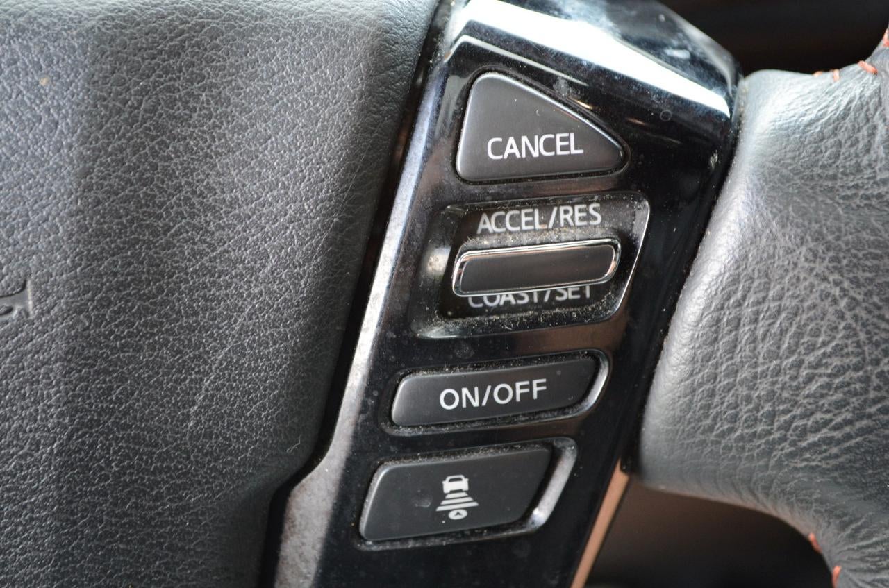 2023 Nissan Frontier PRO-4X Crew Cab 4WD