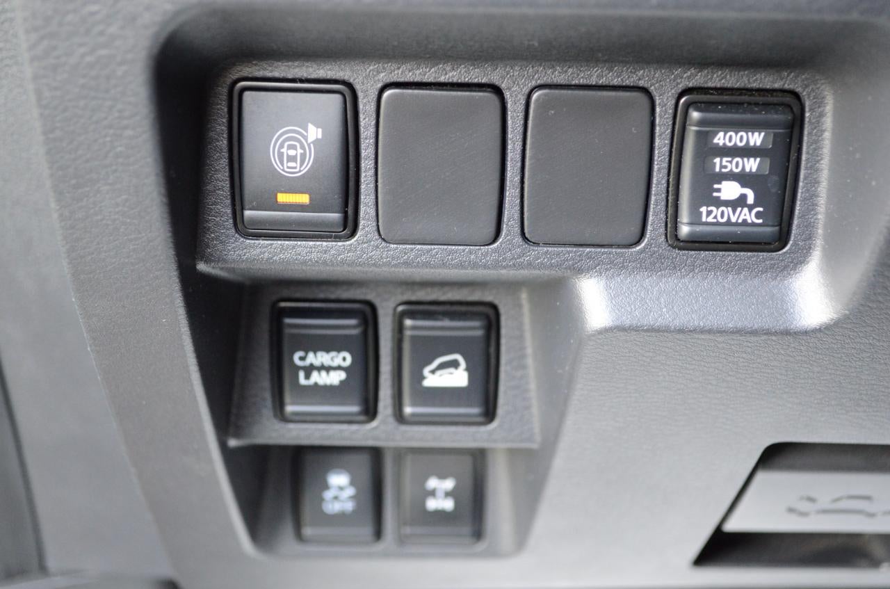 2023 Nissan Frontier PRO-4X Crew Cab 4WD