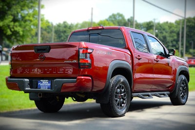2023 Nissan Frontier PRO-4X Crew Cab 4WD