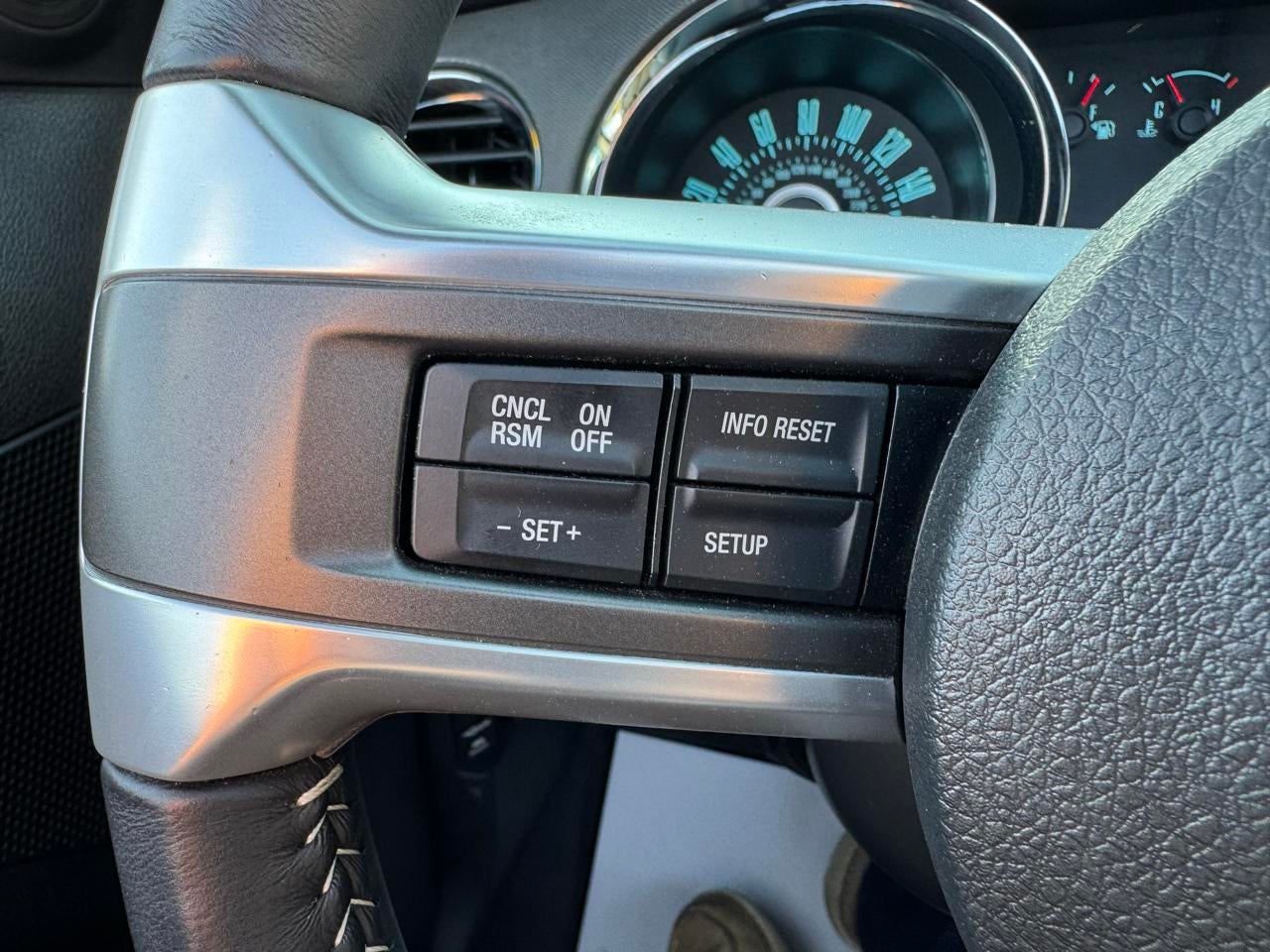 2013 Ford Mustang V6 Convertible