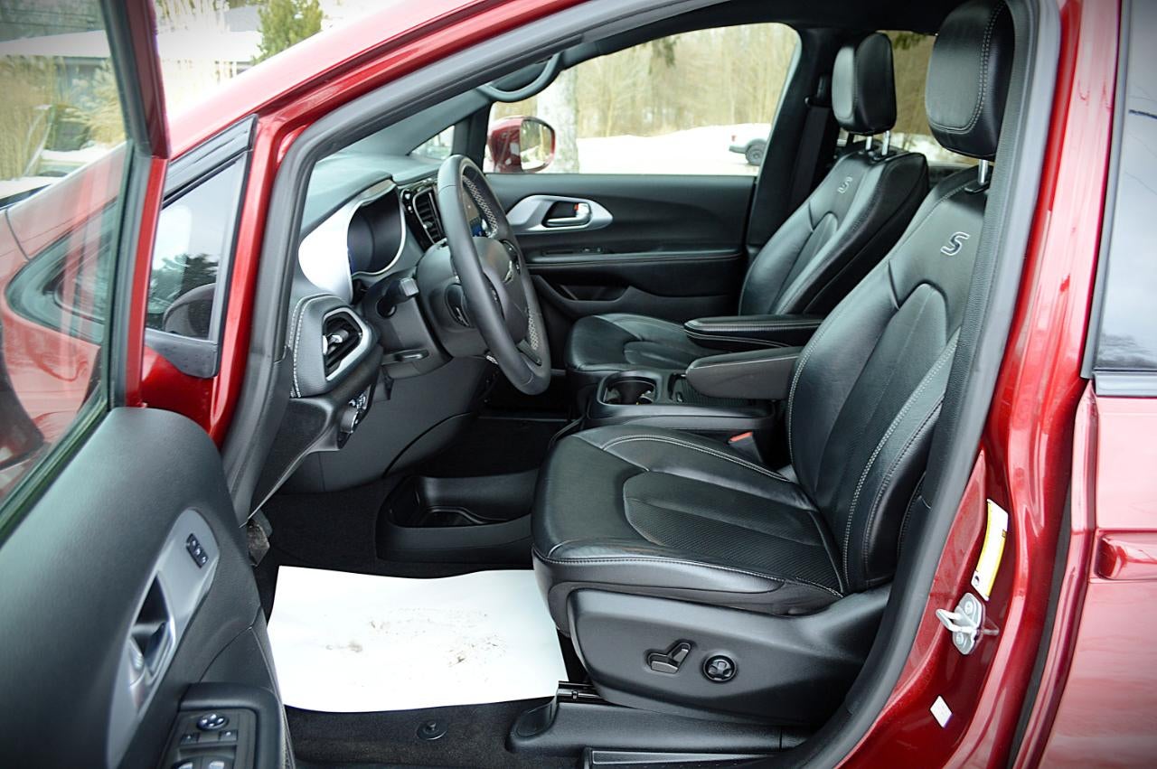 2022 Chrysler Pacifica Touring L AWD