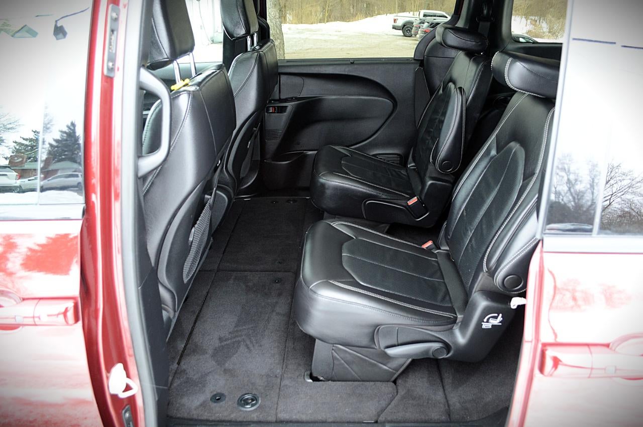 2022 Chrysler Pacifica Touring L AWD