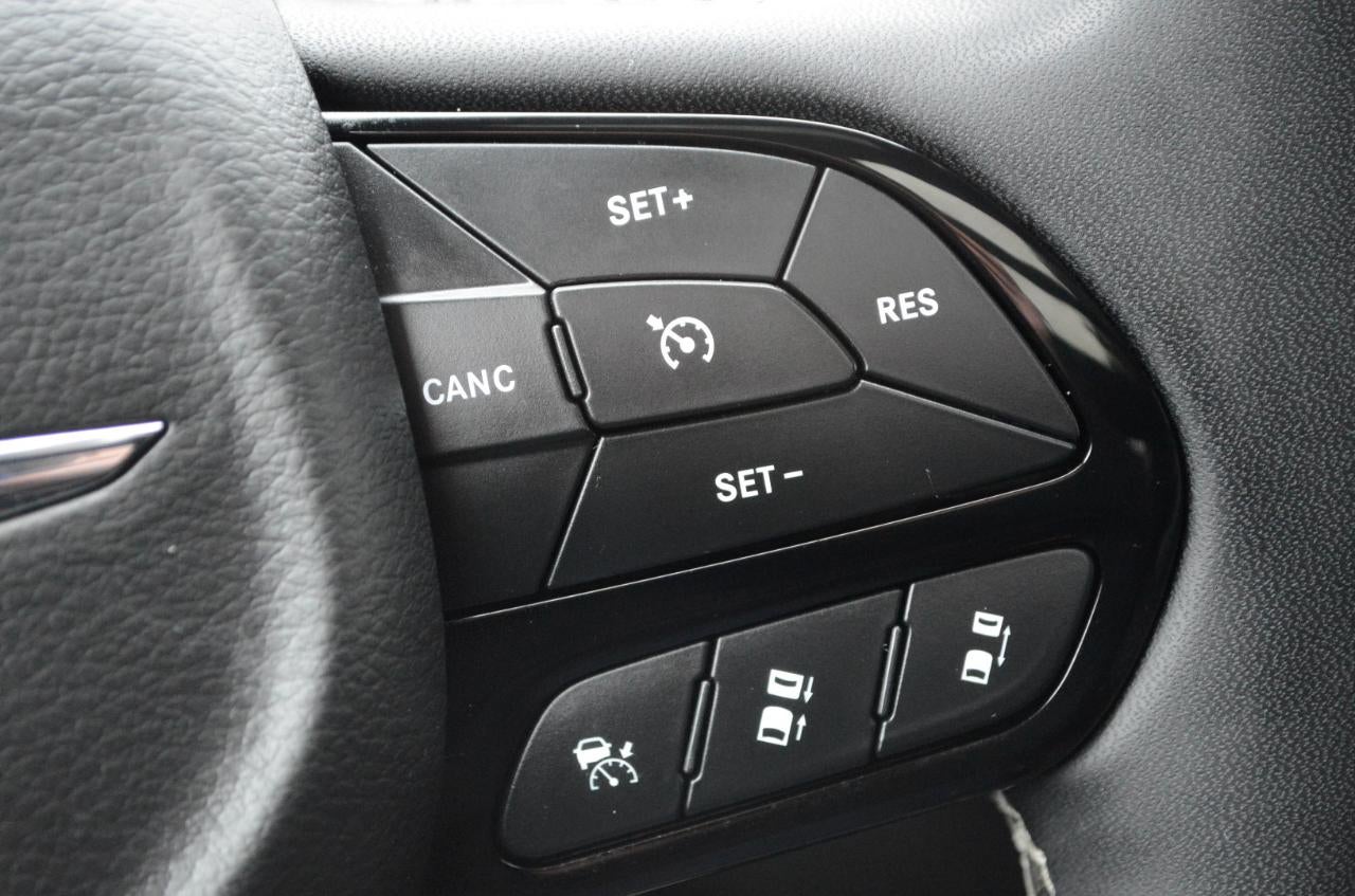 2022 Chrysler Pacifica Touring L AWD