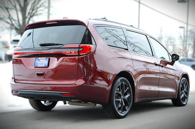 2022 Chrysler Pacifica Touring L AWD