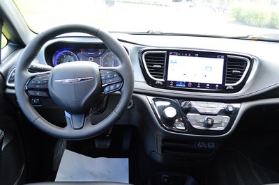 2023 Chrysler Pacifica Touring L AWD