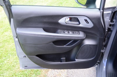 2023 Chrysler Pacifica Touring L AWD