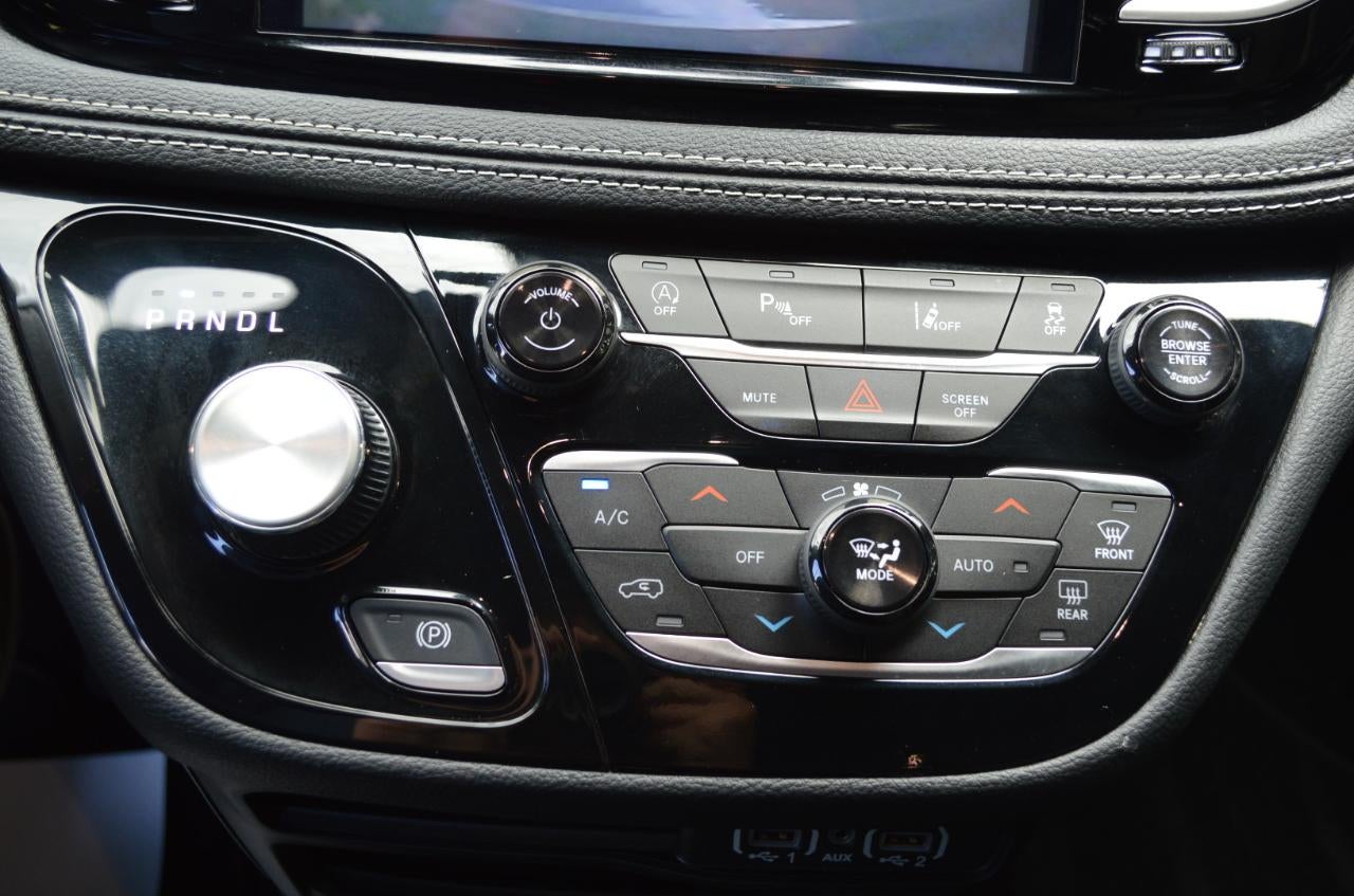 2023 Chrysler Pacifica Touring L AWD