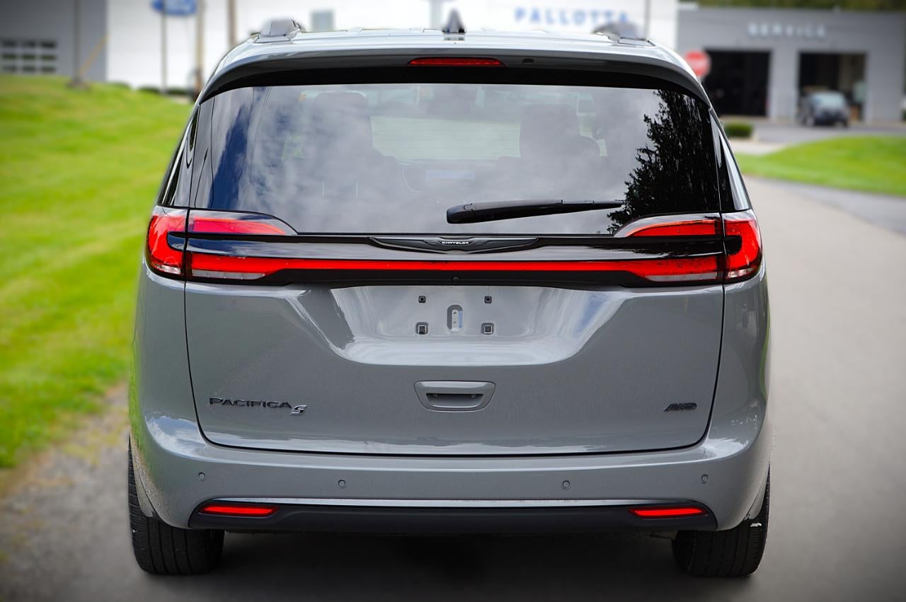 2023 Chrysler Pacifica Touring L AWD