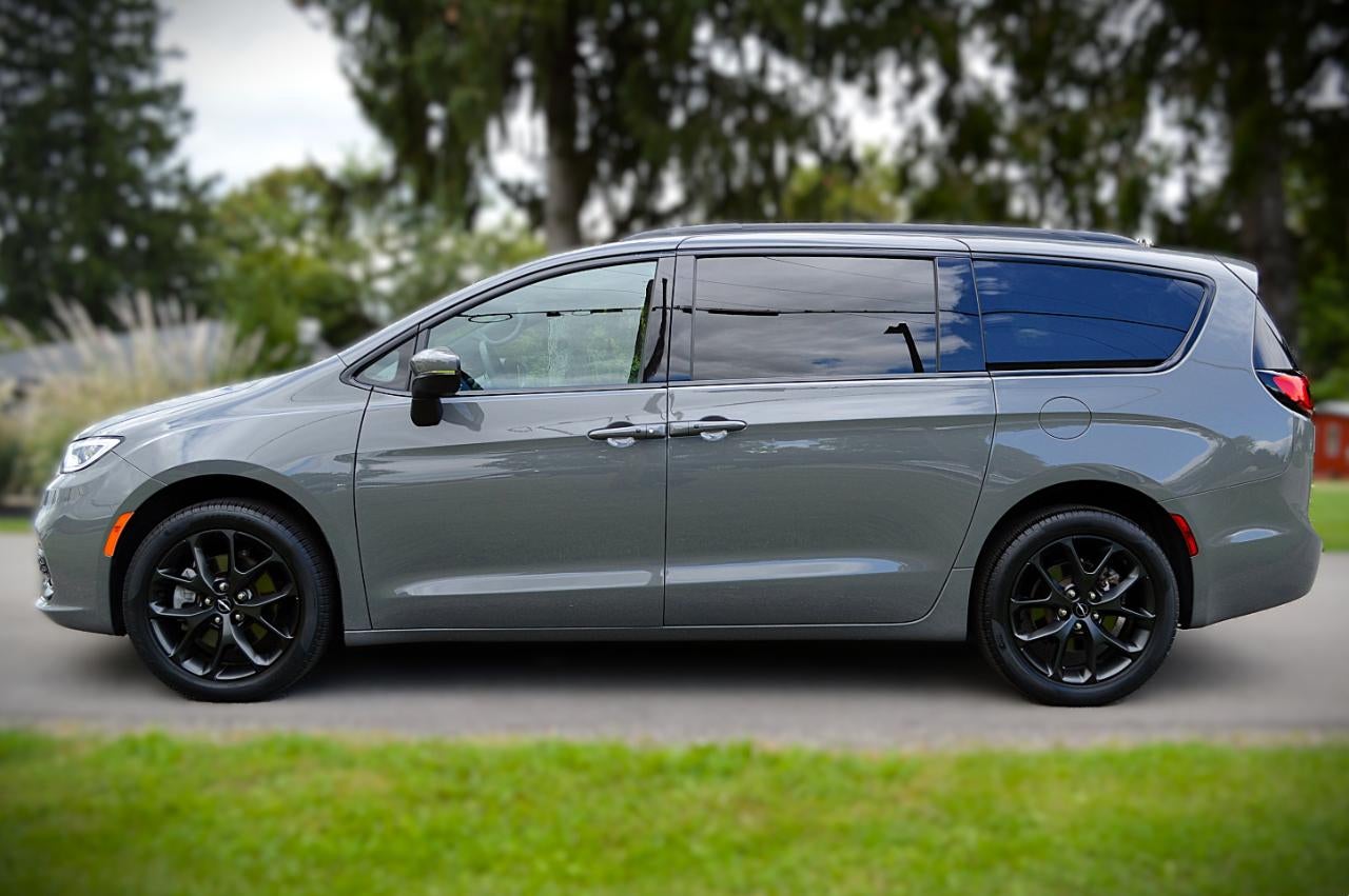 2023 Chrysler Pacifica Touring L AWD
