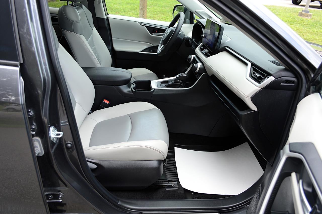 2024 Toyota RAV4 XLE Premium AWD