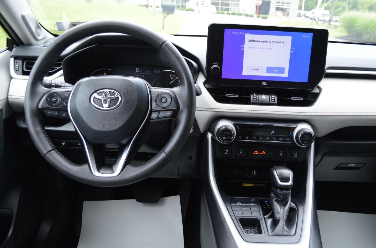 2024 Toyota RAV4 XLE Premium AWD