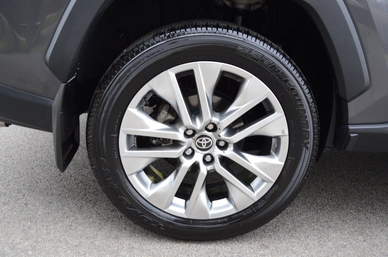 2025 Toyota RAV4 XLE Premium AWD