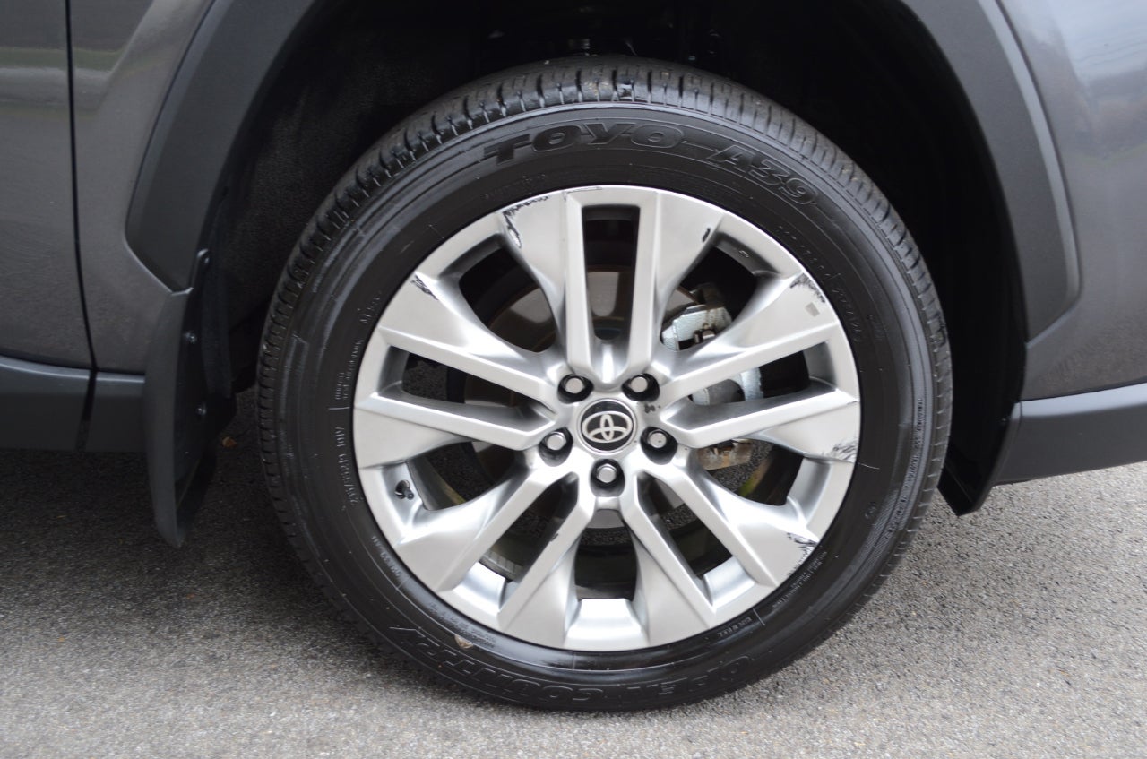 2025 Toyota RAV4 XLE Premium AWD