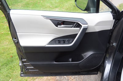 2025 Toyota RAV4 XLE Premium AWD