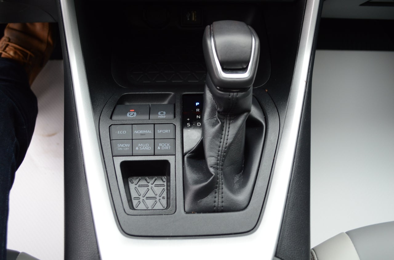 2025 Toyota RAV4 XLE Premium AWD