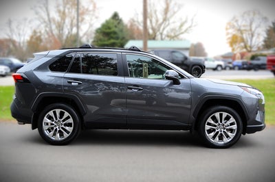 2025 Toyota RAV4 XLE Premium AWD