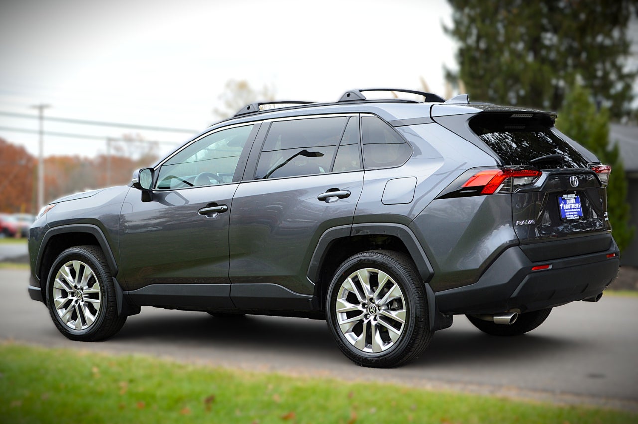 2025 Toyota RAV4 XLE Premium AWD