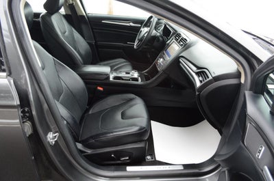 2020 Ford Fusion Hybrid Titanium