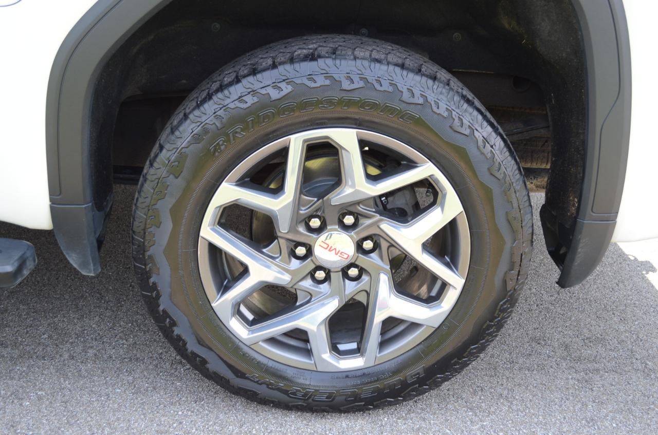 2022 GMC Sierra 1500 SLT Crew Cab 4WD