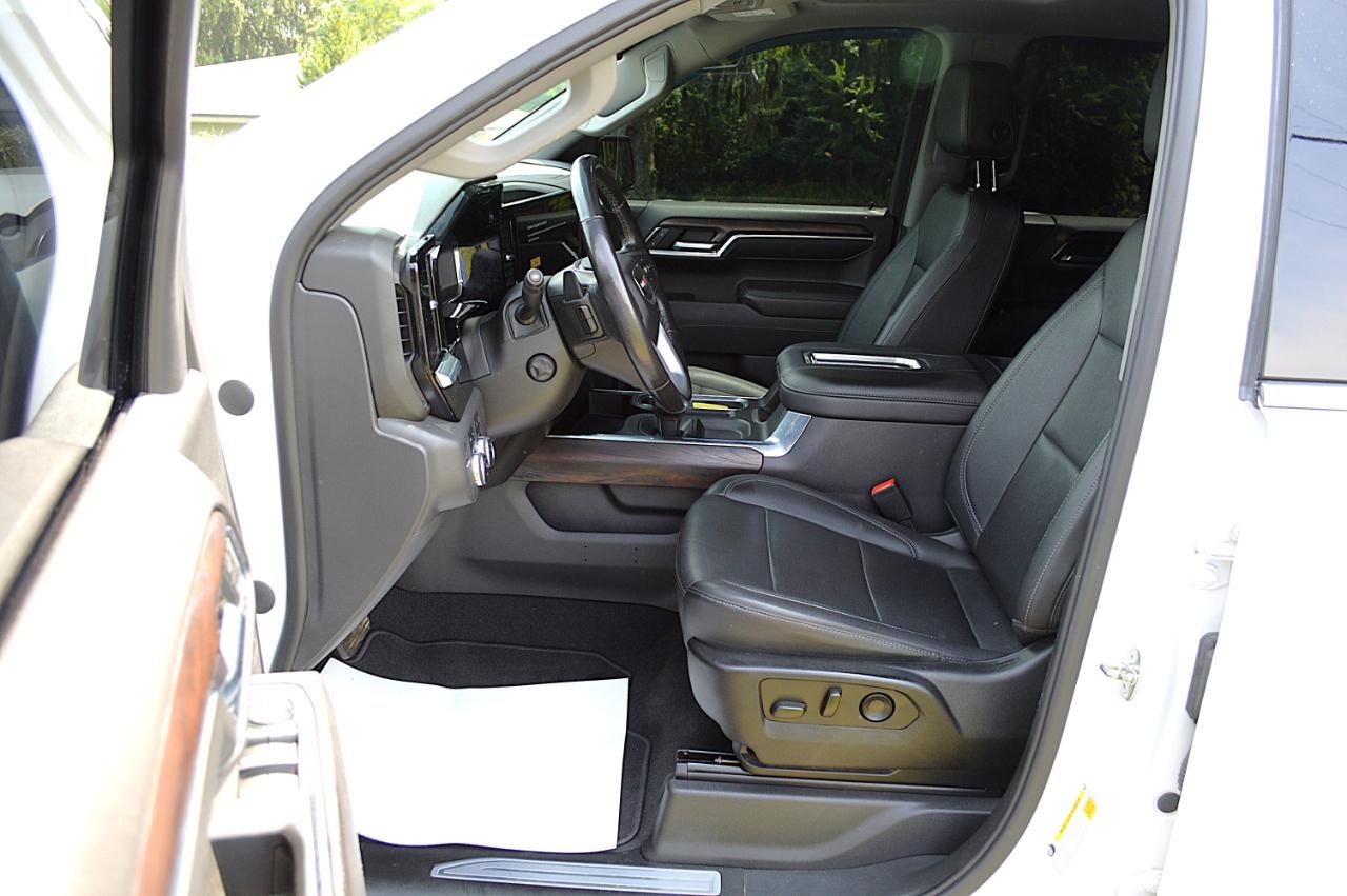 2022 GMC Sierra 1500 SLT Crew Cab 4WD