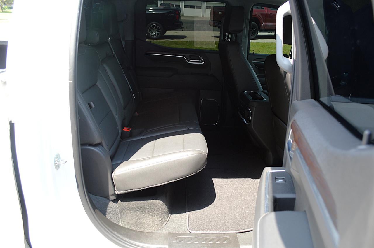 2022 GMC Sierra 1500 SLT Crew Cab 4WD