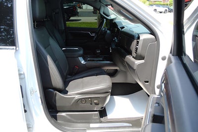 2022 GMC Sierra 1500 SLT Crew Cab 4WD