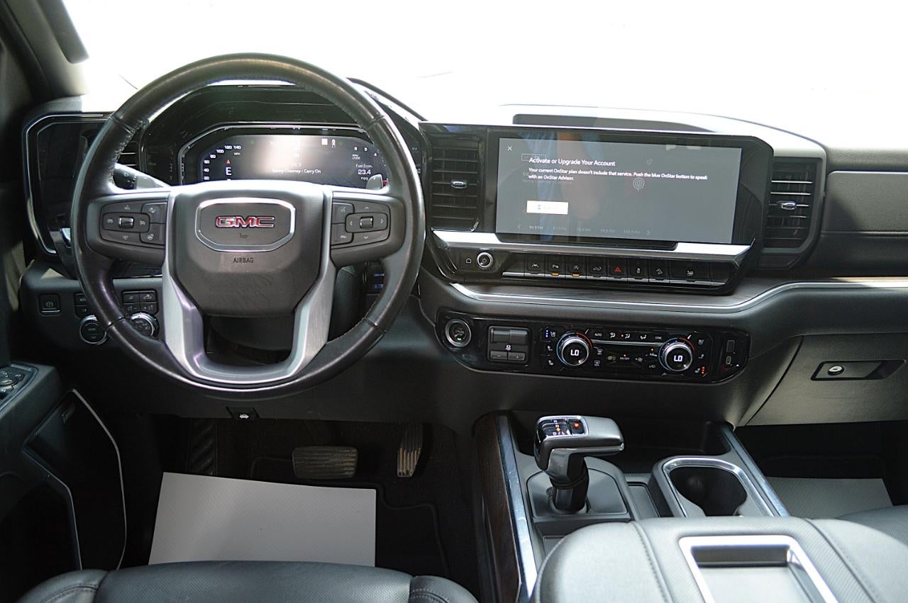 2022 GMC Sierra 1500 SLT Crew Cab 4WD