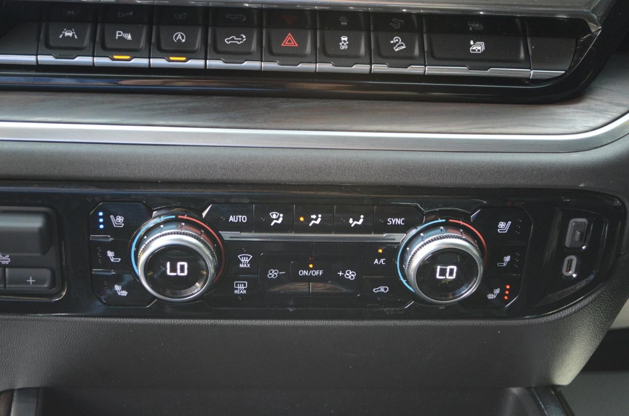 2022 GMC Sierra 1500 SLT Crew Cab 4WD