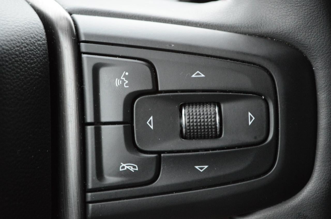 2025 GMC Sierra 1500 AT4 Crew Cab 4WD