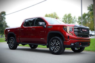 2025 GMC Sierra 1500 AT4 Crew Cab 4WD