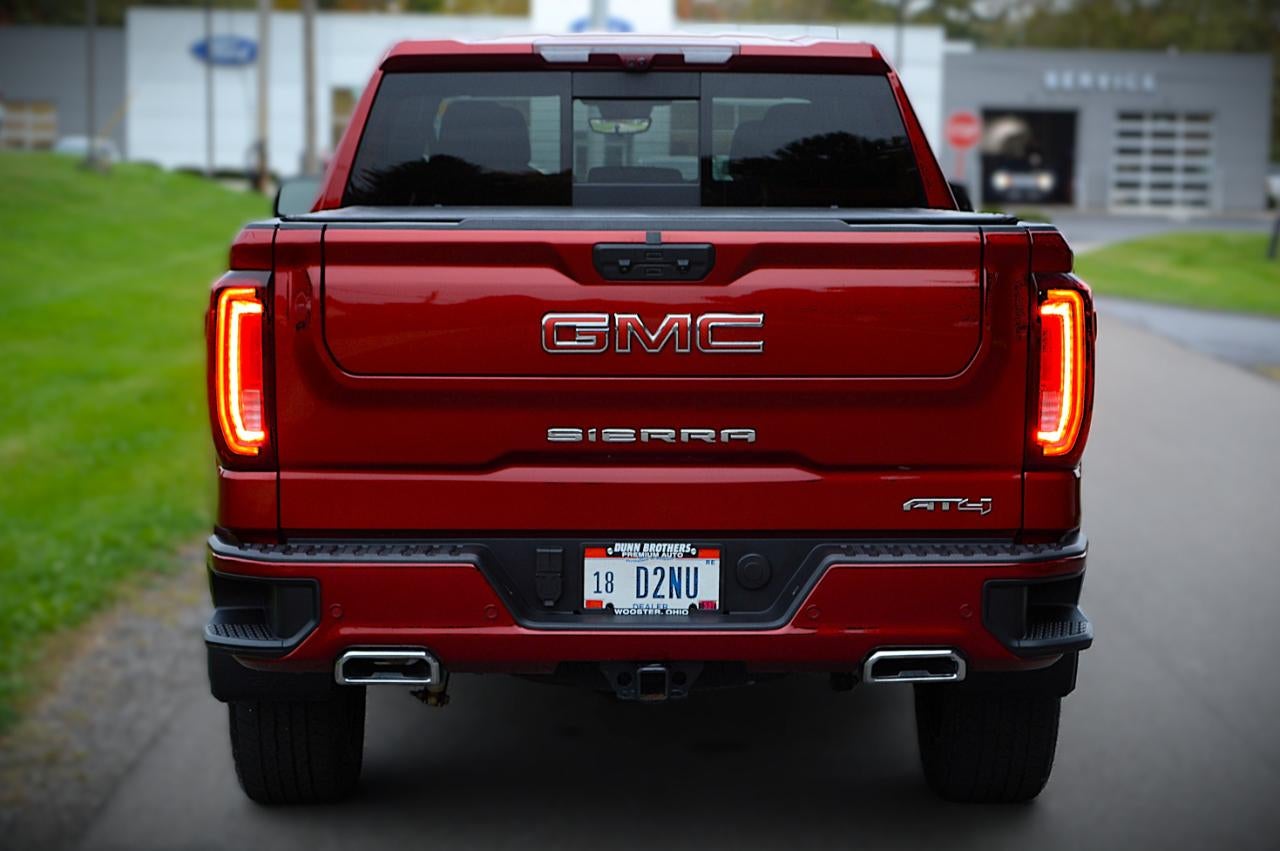2025 GMC Sierra 1500 AT4 Crew Cab 4WD