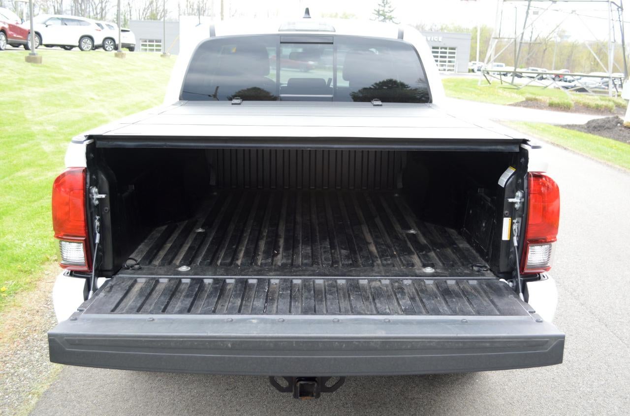 2023 Toyota Tacoma SR5 Double Cab Short Bed V6 6AT 4WD