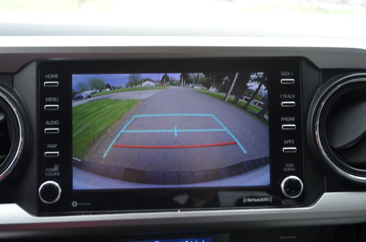 2023 Toyota Tacoma SR5 Double Cab Short Bed V6 6AT 4WD