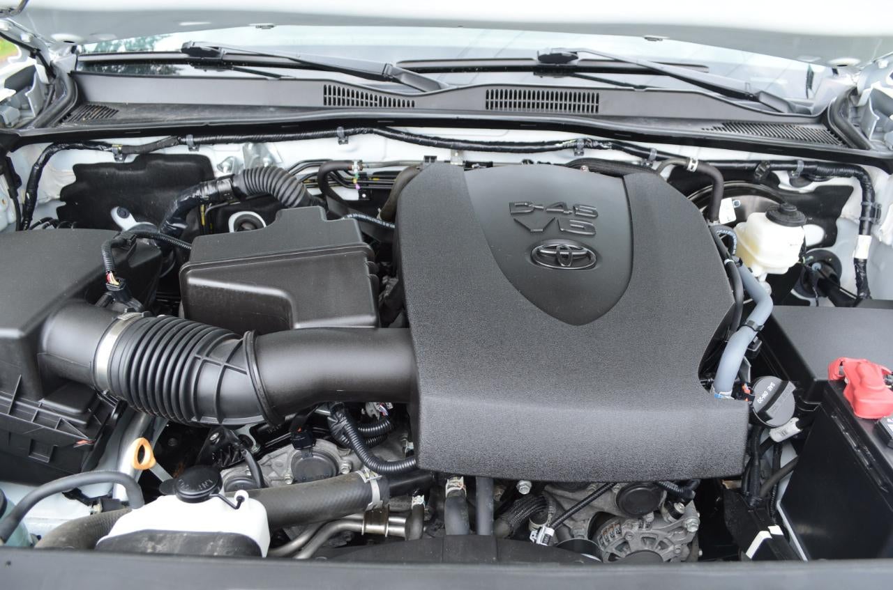 2023 Toyota Tacoma SR5 Double Cab Short Bed V6 6AT 4WD