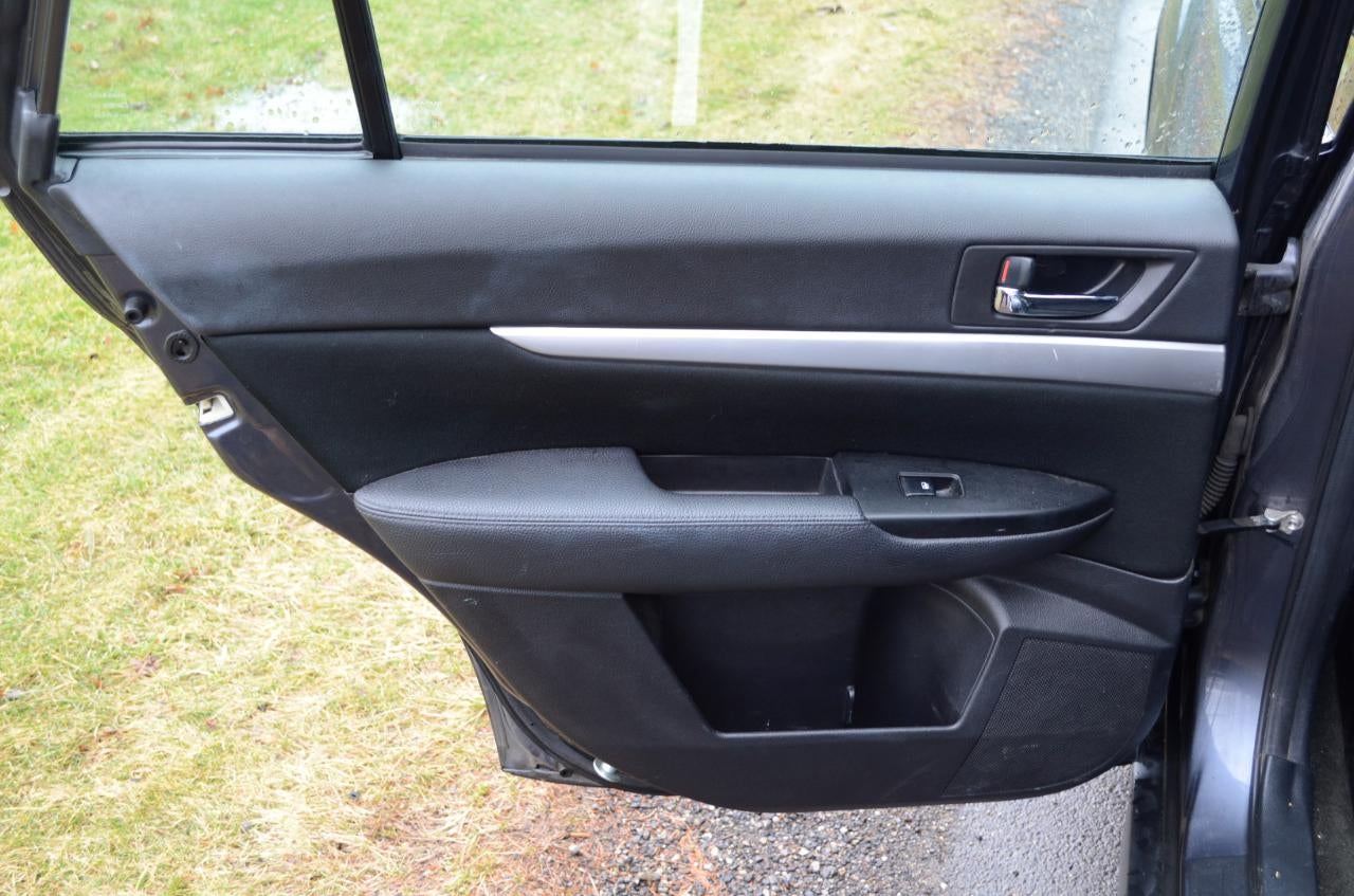 2014 Subaru Outback 2.5i