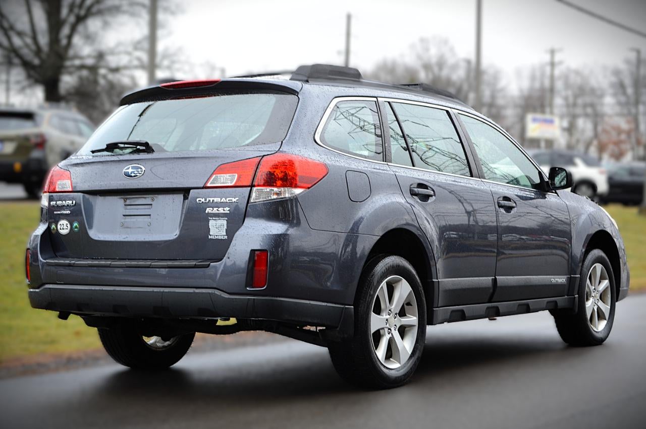 2014 Subaru Outback 2.5i