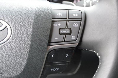 2025 Toyota Camry Hybrid SE