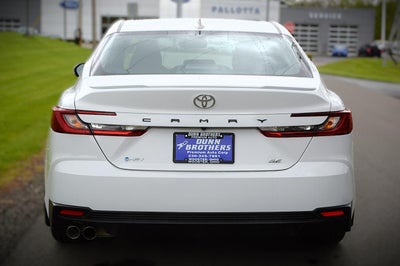 2025 Toyota Camry Hybrid SE