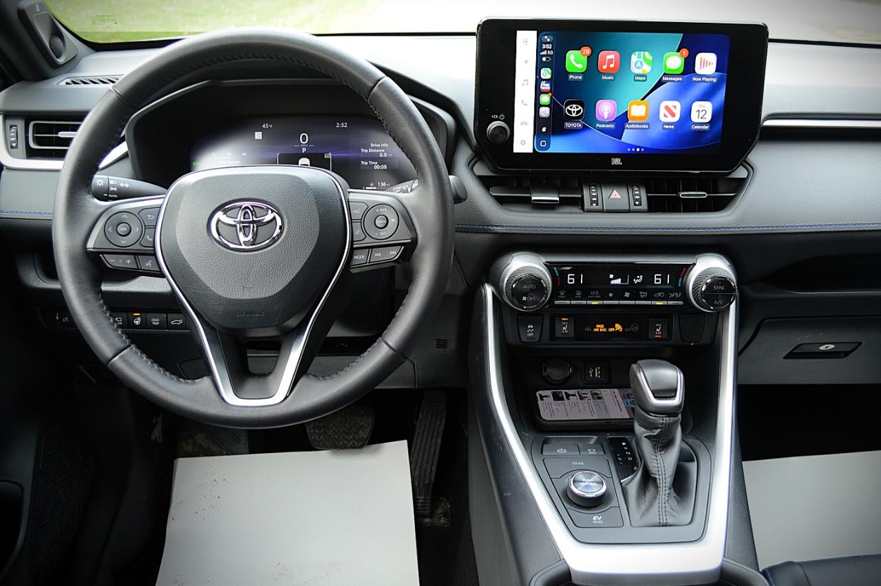 2024 Toyota RAV4 Hybrid XSE