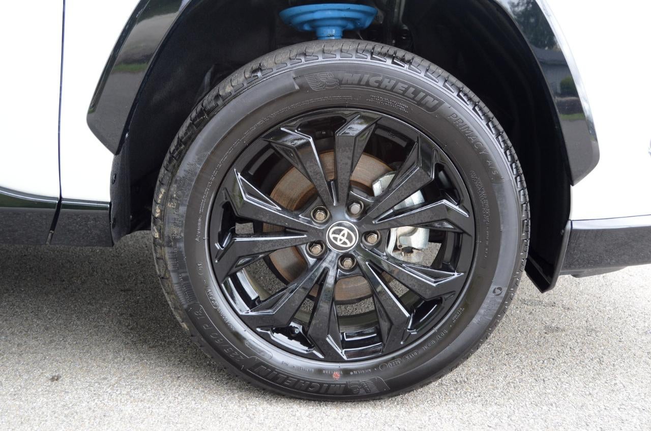 2025 Toyota RAV4 Hybrid XSE