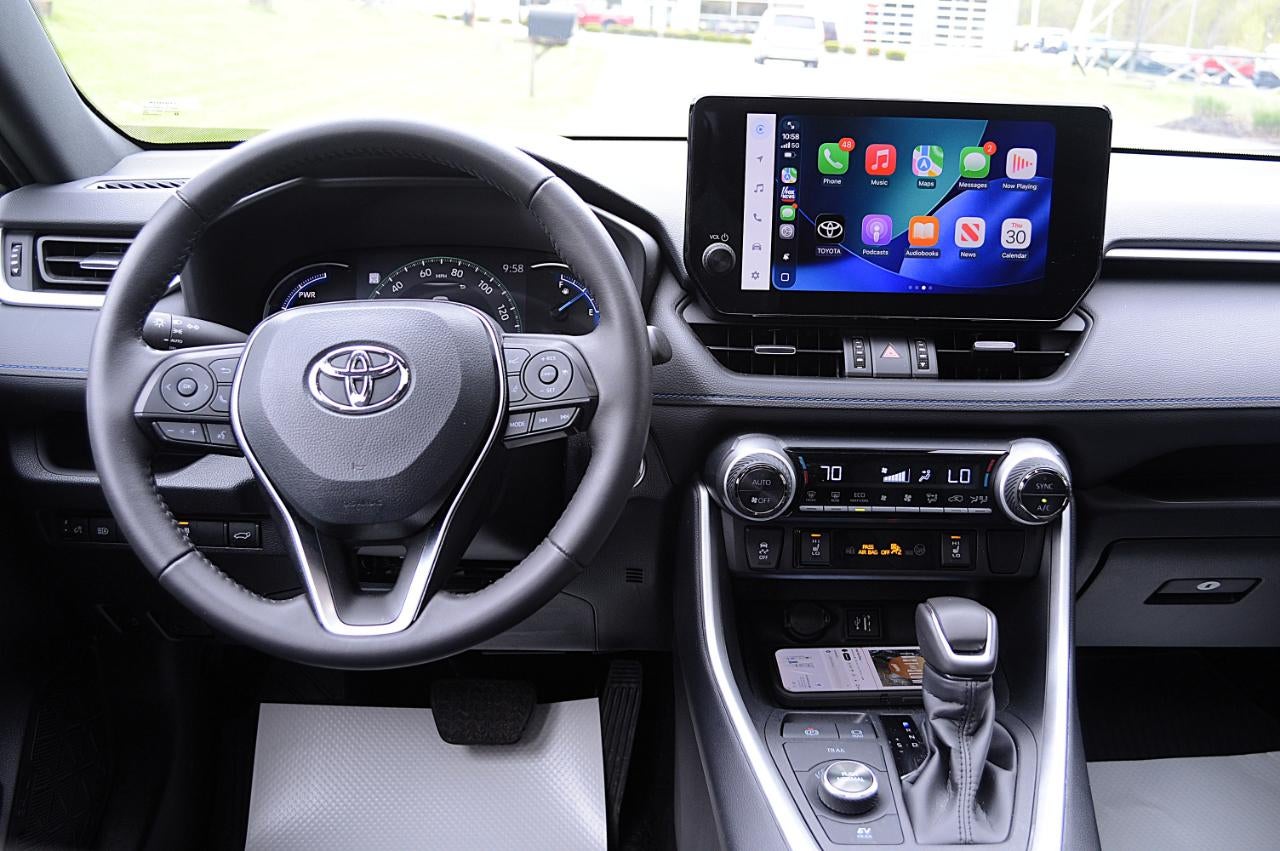 2025 Toyota RAV4 Hybrid XSE